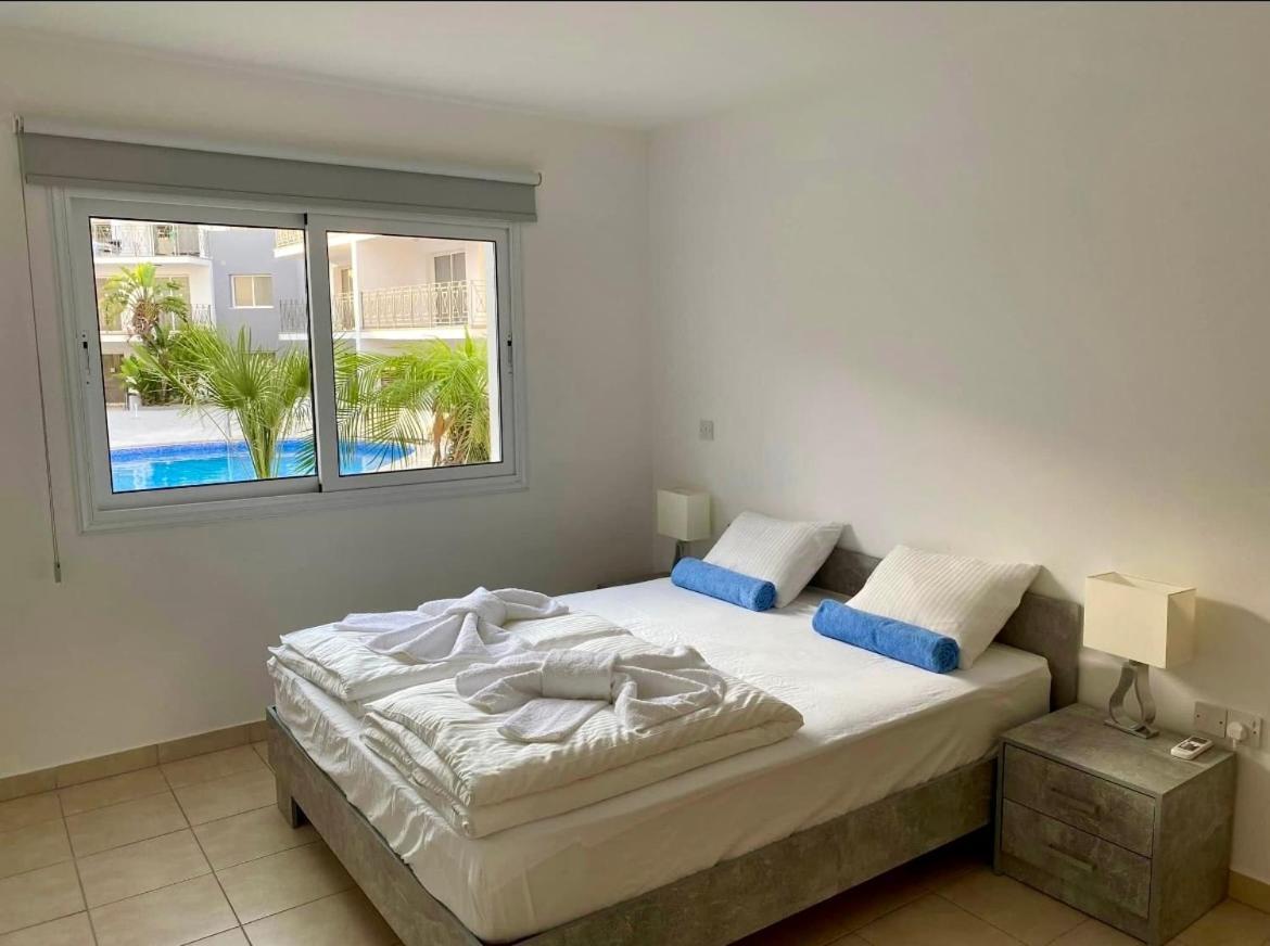 Beautiful 2 Bed Ground Floor With Pool